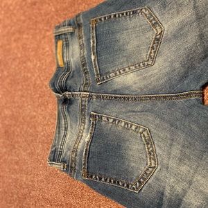 MID RISE WOMEN JEANS